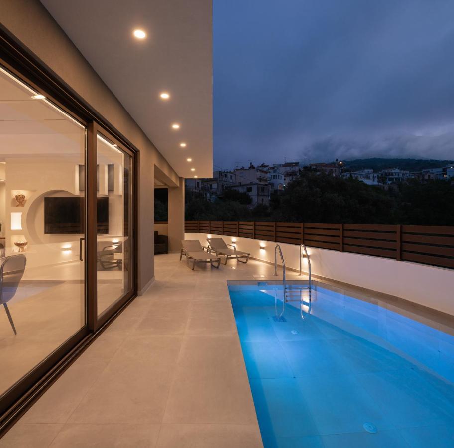 O-Cyanea Villa With Heated Pool Kournas Ngoại thất bức ảnh
