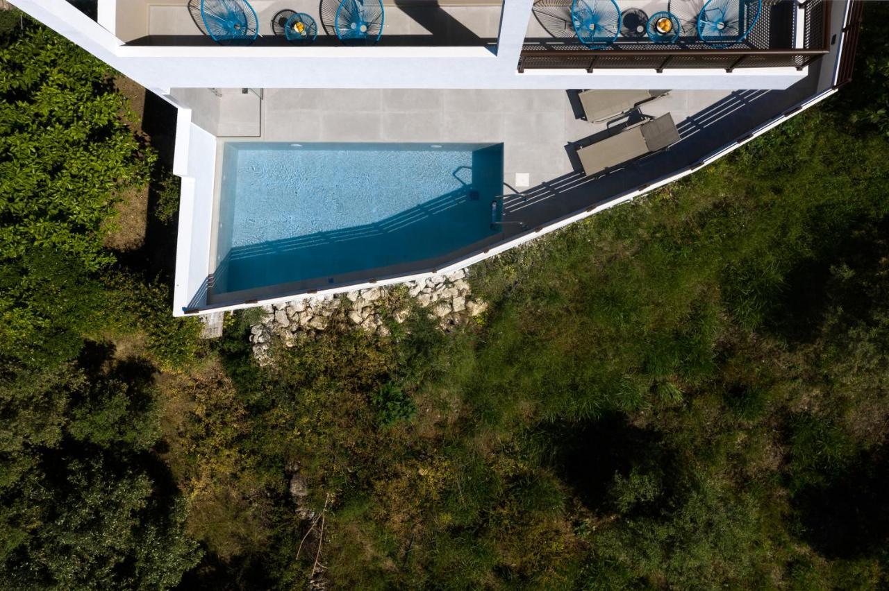 O-Cyanea Villa With Heated Pool Kournas Ngoại thất bức ảnh